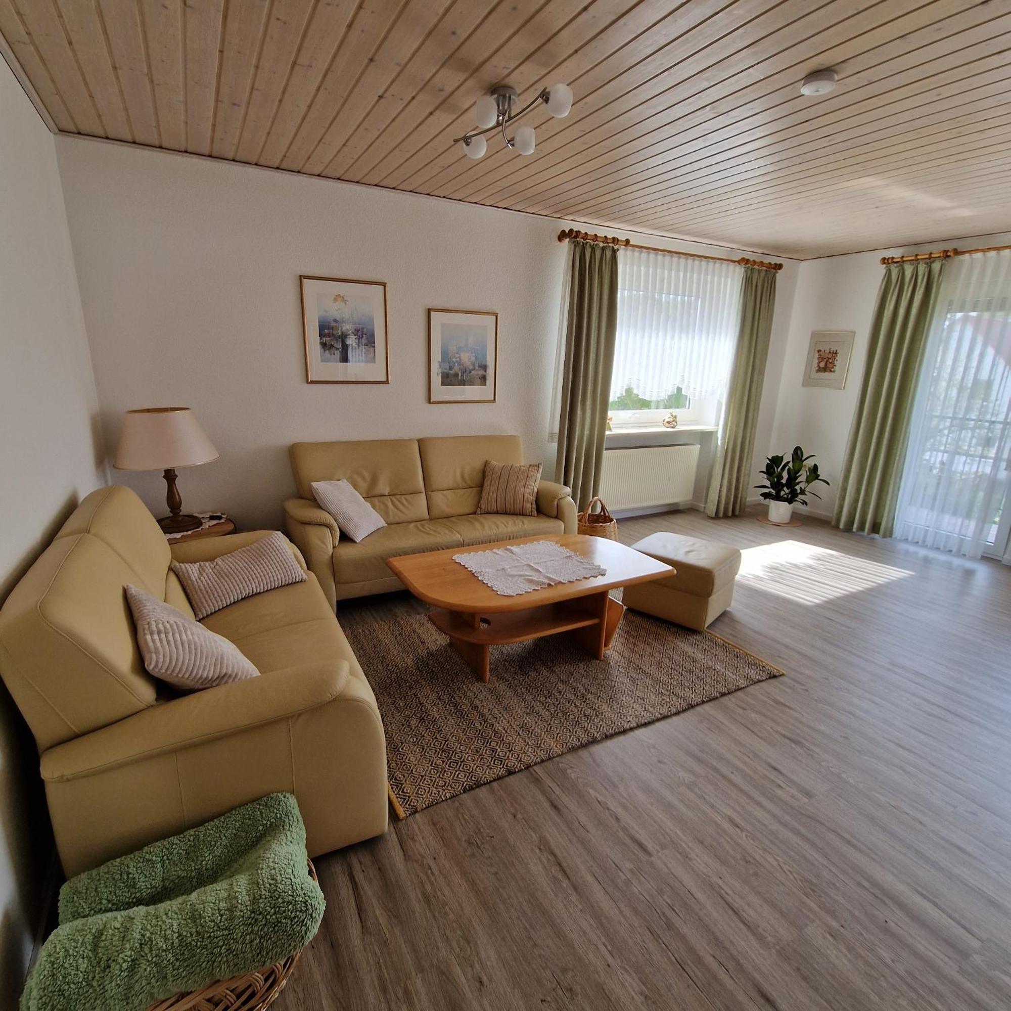 Ferienwohnung Mawitha Roth  Exteriör bild